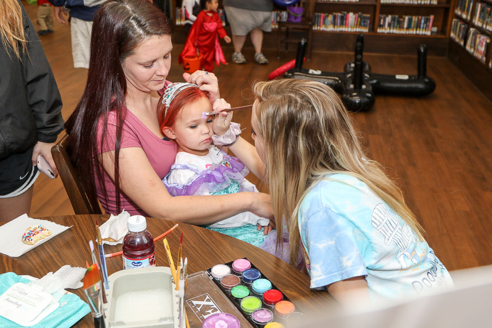 Valdese Library Fall Festival 2019-9366.JPG